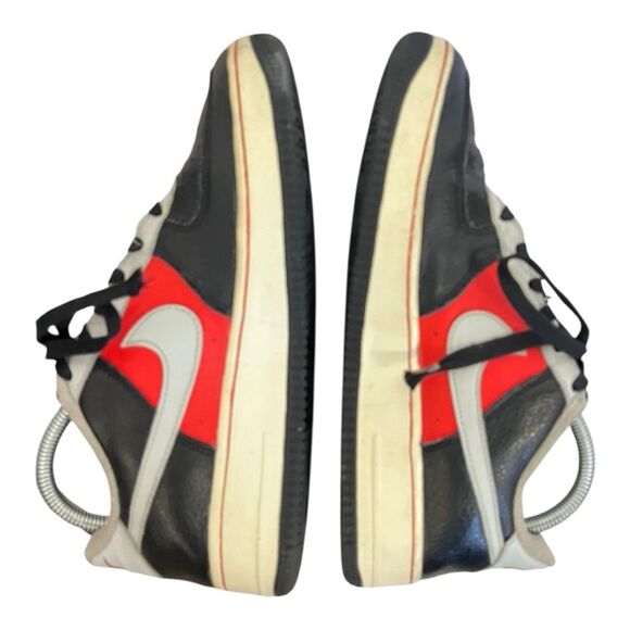 Nike Air Force 1 LV8 EMB (GS) Black Red Gray Sneakers Youth 7 - Picture 4 of 9